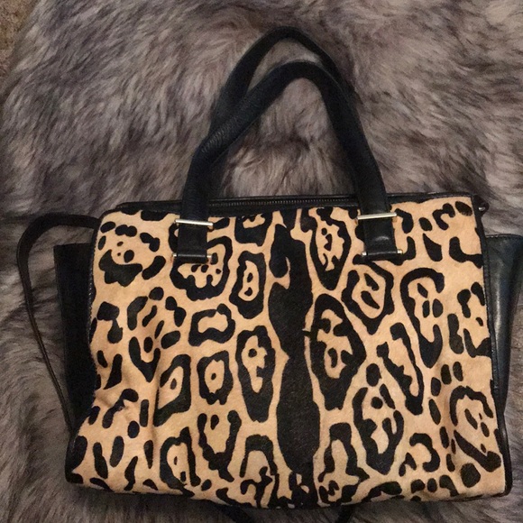 Leopard Print Handbag - Picture 2 of 8